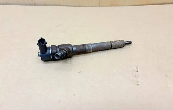 Fiat 500L Fuel injector 0445110351