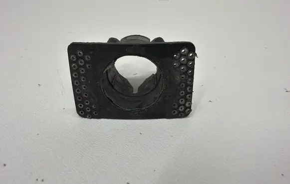 BMW 5 E60 E61 Front parking sensor holder (PDC) 7056873
