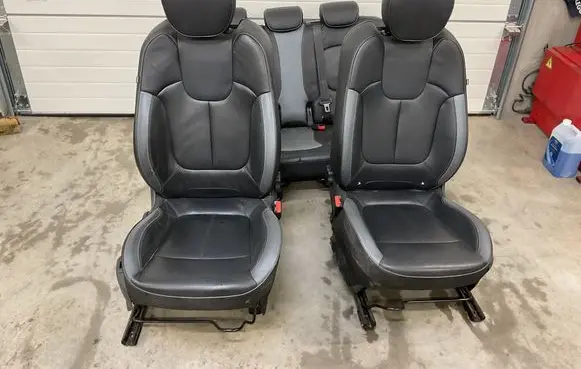 Renault Captur Seat set 