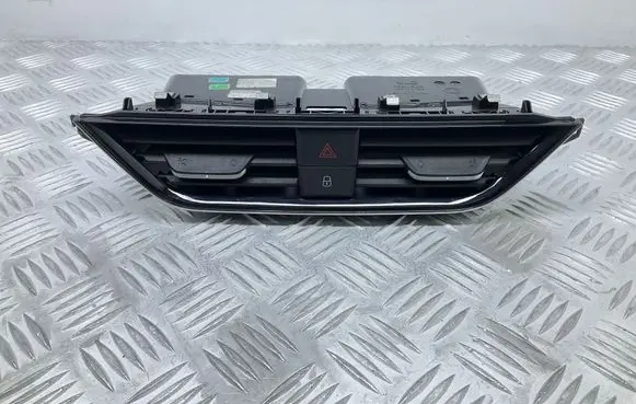 Skoda Kamiq Dash center air vent grill 654820951
