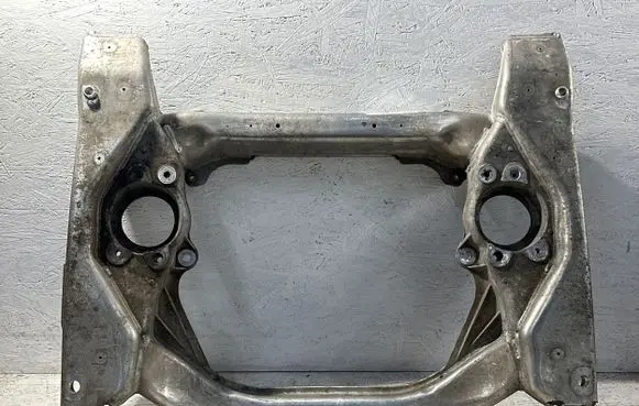 Mercedes-Benz S W222 Front subframe 222628046