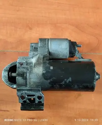BMW 3 F30 F35 F31 Starter motor 8570238 20140519 0001148034