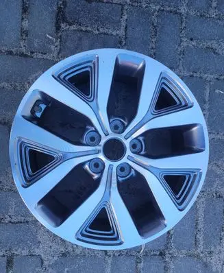 KIA Sportage R17 alloy rim 529103W610
