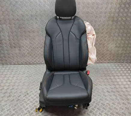 Skoda Enyaq iV Front passenger seat 5WA881106D