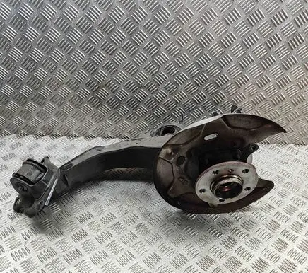 BMW X2 F39 Rear wheel hub 6799740 8842879