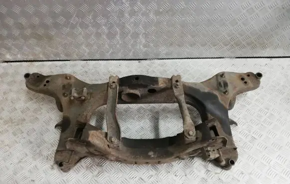 Nissan Qashqai Rear axle beam with reductor 