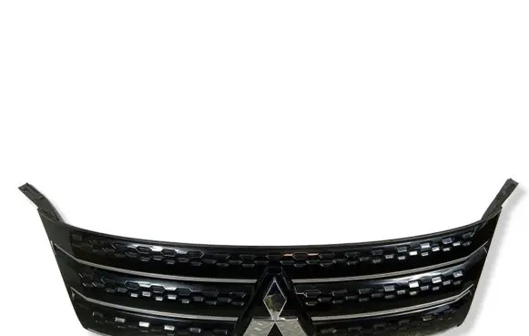 Mitsubishi Outlander IV Front bumper upper radiator grill 7450B222