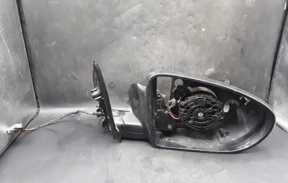 Nissan Qashqai+2 Front door electric wing mirror E11026202 E11036202 96301JD84A