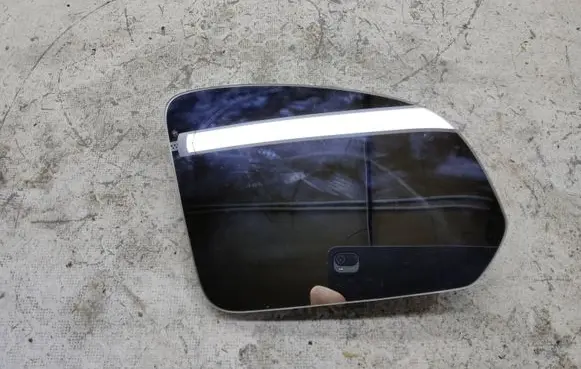 Volvo XC40 Wing mirror glass 