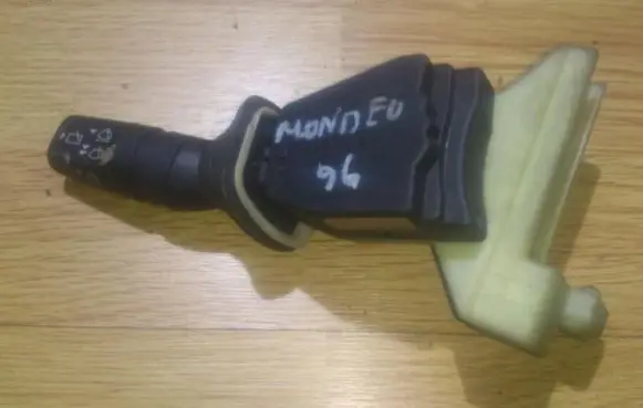 Ford Mondeo MK II Wiper control stalk 97BG17K478ca