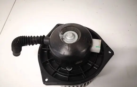 Suzuki Grand Vitara II Heater fan/blower CSA431D011