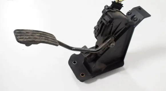 Jaguar S-Type Accelerator throttle pedal 2R839F836C