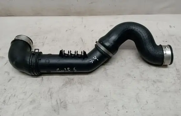 Volkswagen Golf V Intercooler hose/pipe 3C0145770B 3C0145762AM