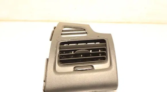 Suzuki Swift I Dashboard side air vent grill/cover trim 73630-68L00
