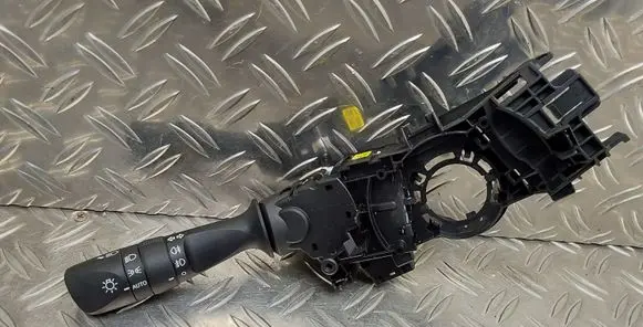Toyota C-HR I Indicator stalk 17J591 F4050