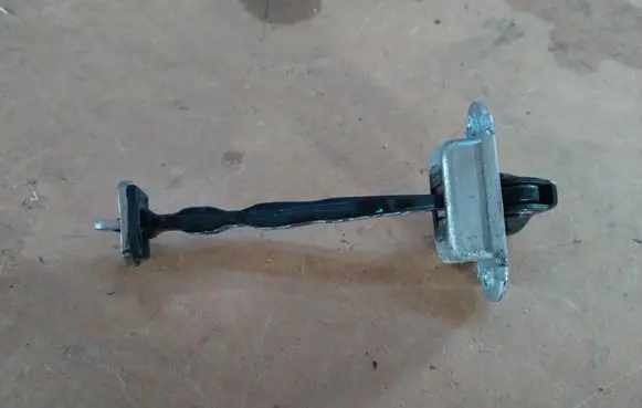 Nissan Murano Z51 Rear door check strap stopper
