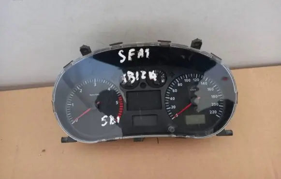 Seat Ibiza II (6k) Speedometer (instrument cluster) 6K0920850C 280999
