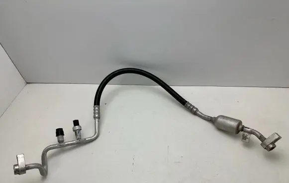 Ford Mustang VI Air conditioning (A/C) pipe/hose FR3B19972