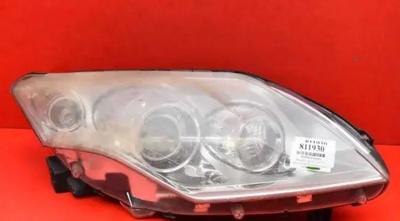 Renault Laguna III Headlight/headlamp 260100035R