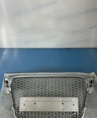 Audi A4 S4 B8 8K Front bumper upper radiator grill