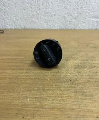 Skoda Karoq Light switch 565941431C F2913