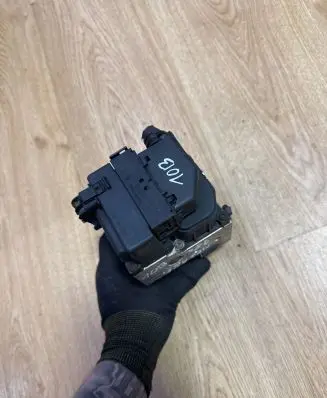Renault Megane I ABS Pump 0265216555 7700423034 1928402824