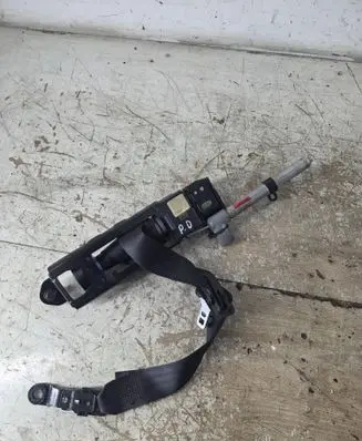 Volvo V50 Front seatbelt