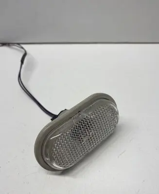 Opel Vivaro Front fender indicator light 7700847333