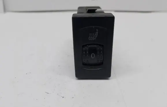 Volkswagen PASSAT B5 Seat heating switch 3B0963563C