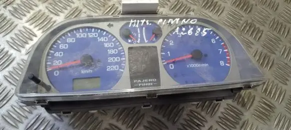 Mitsubishi Pajero Pinin Speedometer (instrument cluster) MR951032
