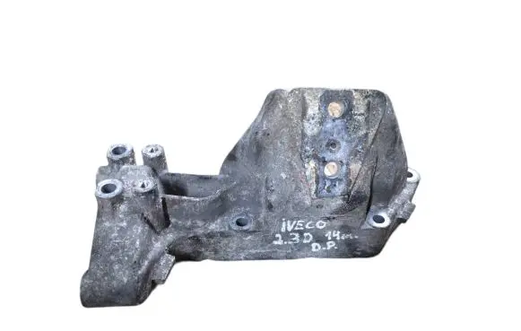 Iveco Daily 5th gen Engine mounting bracket 504386159