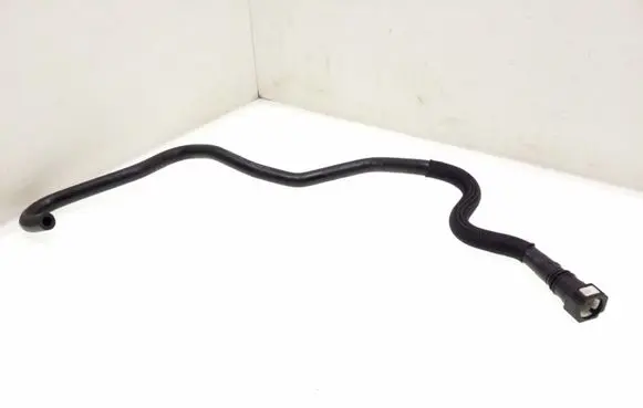 Volkswagen Golf VII Engine coolant pipe/hose