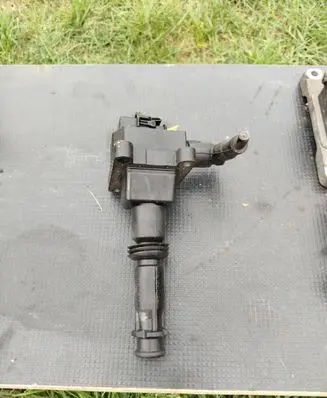 Alfa Romeo 147 High voltage ignition coil 0356100107 1227030071