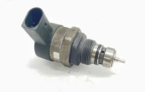 Mercedes-Benz E W211 Fuel main line pipe A6110780449