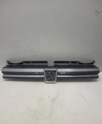 Peugeot 605 Front grill 9616721477