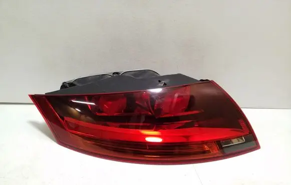 Audi TT TTS Mk2 Rear/tail lights 8J0945095G