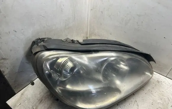 Mercedes-Benz S W220 Headlight/headlamp 013631