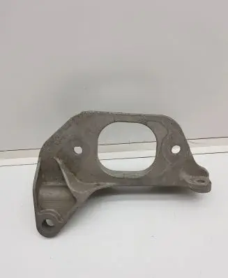 Dacia Duster Gearbox mounting bracket 8200805803