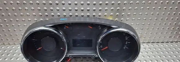 Peugeot 3008 I Speedometer (instrument cluster) S25053022 9666174980
