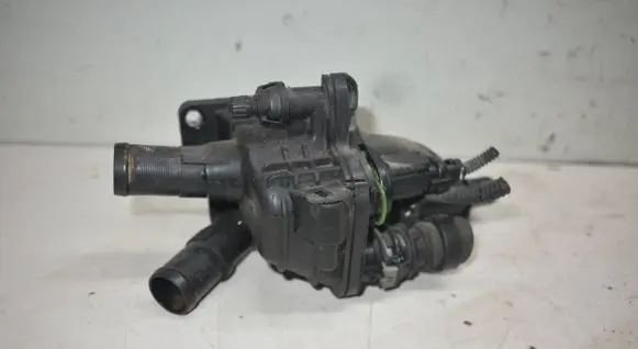 Peugeot 308 SW Thermostat/thermostat housing 9684588980
