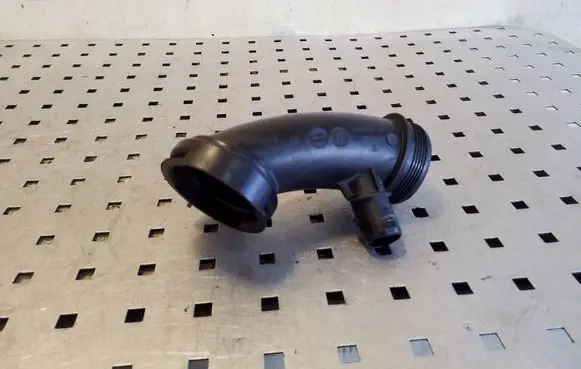 Peugeot 508 Turbo air intake inlet pipe/hose 9683725080