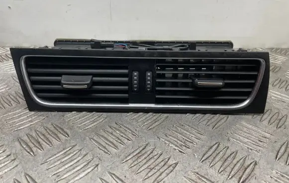Audi A4 S4 B8 8K Dash center air vent grill 8T1820951C