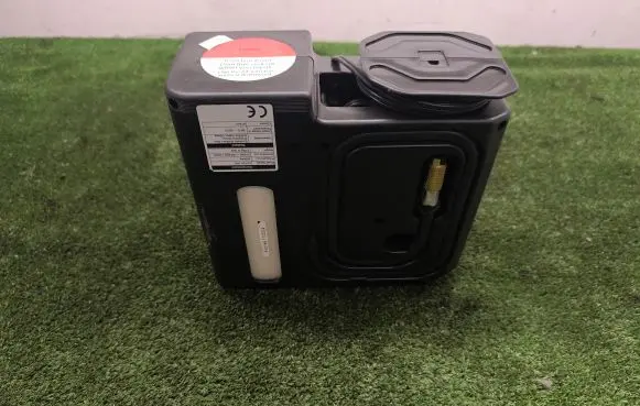 Toyota Prius+ (ZVW40) Tire air pump compressor K10K54583