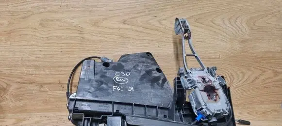 Volvo C30 Front door lock 30799309