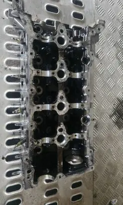Mercedes-Benz C W205 Engine head 110422959R