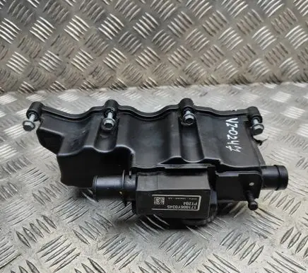Jaguar E-Pace Rocker cam cover H4P318N968AB