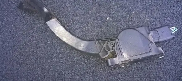 Citroen Xsara Picasso Accelerator throttle pedal 0280755033 9655502580