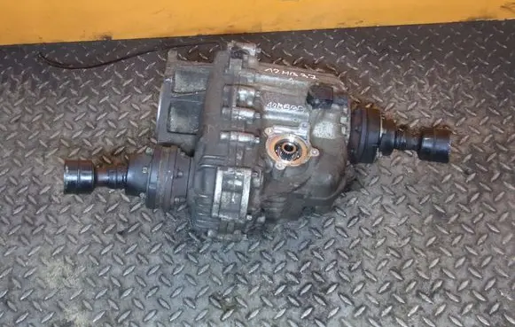 Land Rover Discovery 3 - LR3 Gearbox transfer box case 4H227K780CA 12MB37