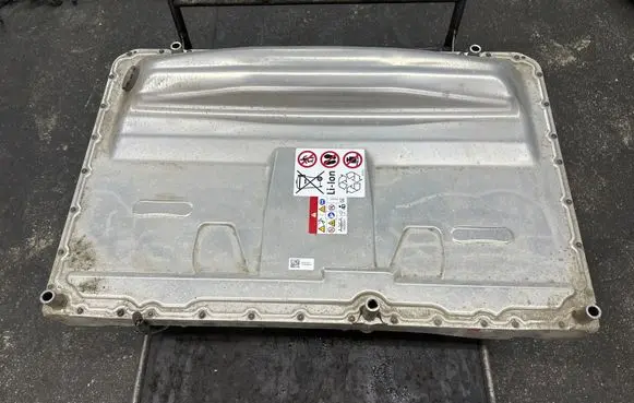 Seat Leon IV Hybrid / electric car battery 5WA915588D