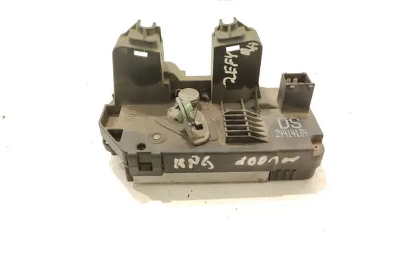 Opel Zafira A Rear door lock 24414134